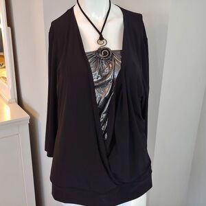 Womens 22/24W Butterfly 3/4 sleeve blouse black